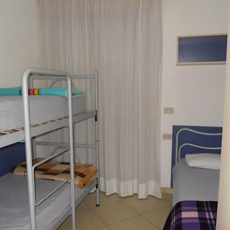 Modern Flat For 8 People With Swimming Pool Apartment Bibione