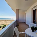 Modern Flat For 8 People With Swimming Pool Apartmán
