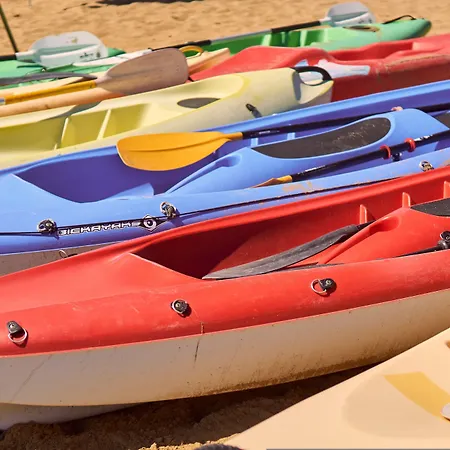 Modern Flat For 8 People With Swimming Pool 비비오네