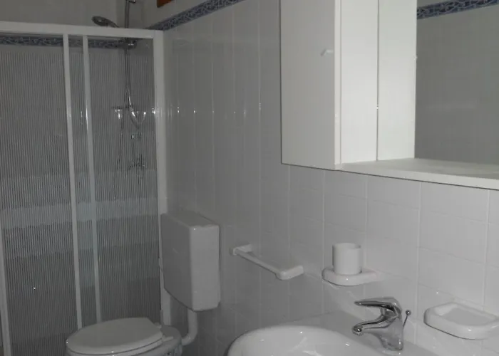 Modern Flat For 8 People With Swimming Pool Apartamento Bibione